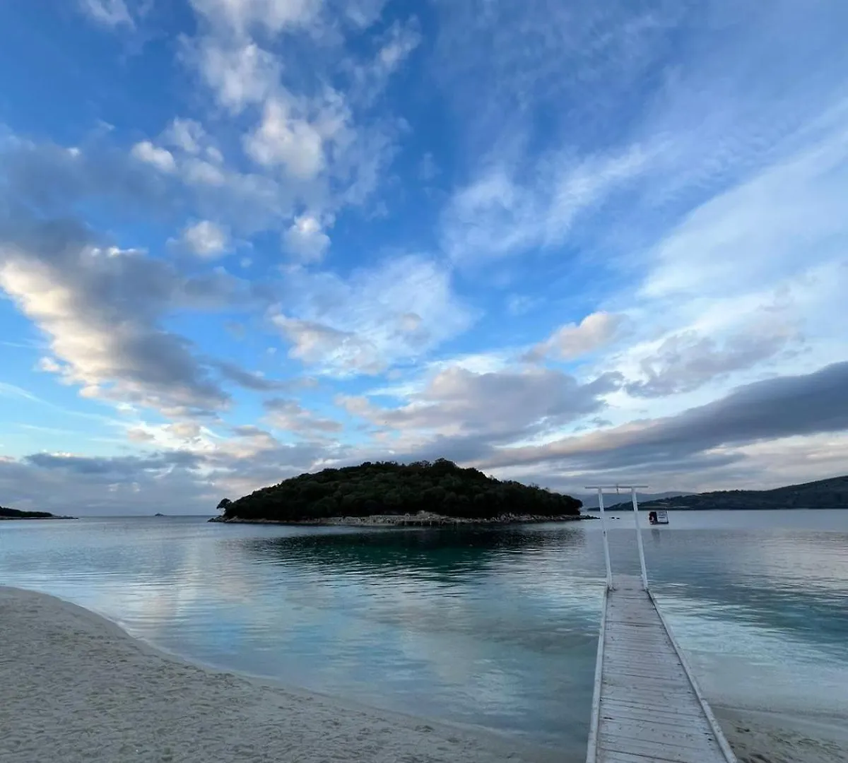 Guest House Moonlight Ksamil Apartamento