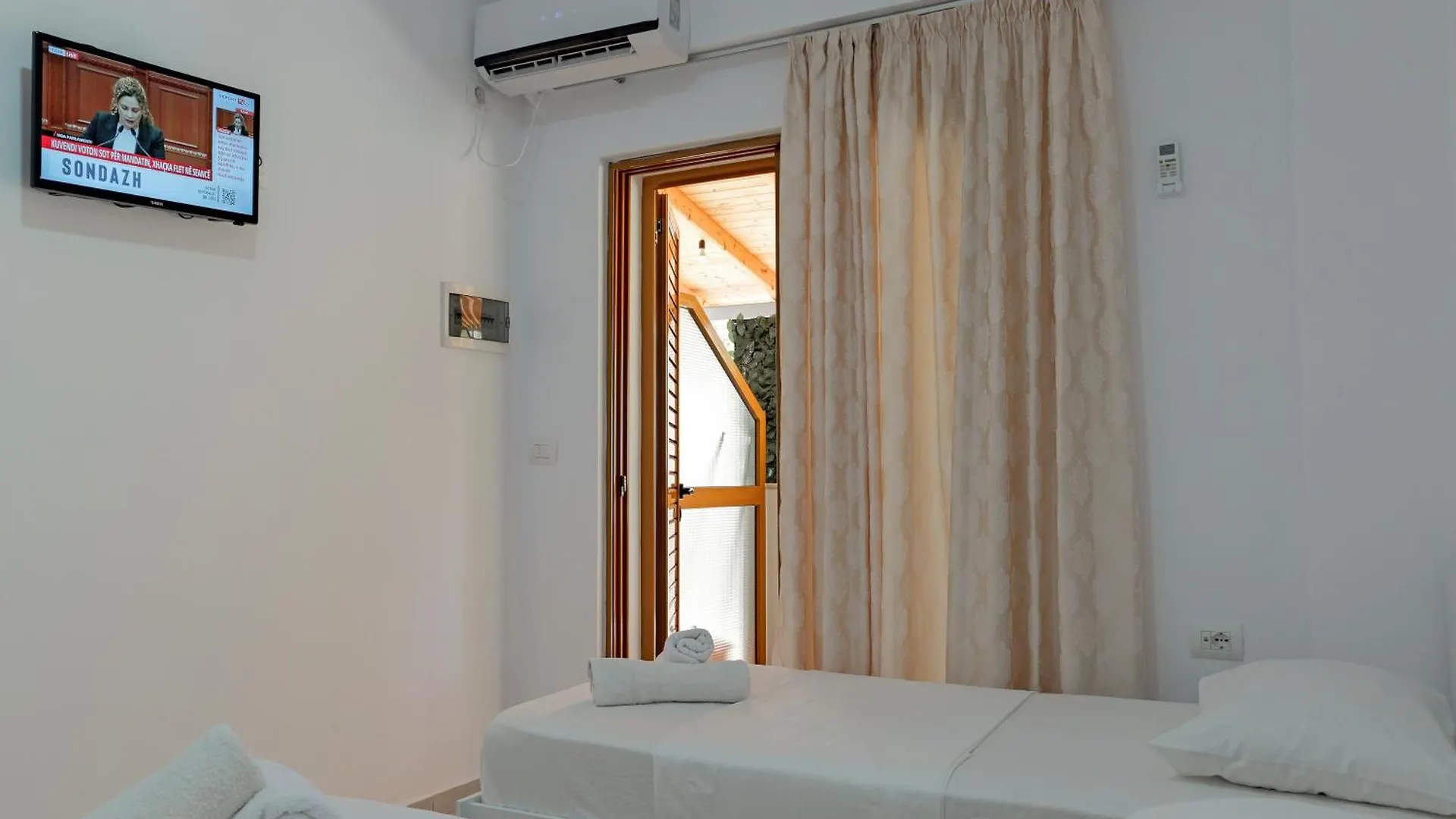 Guest House Moonlight Ksamil
