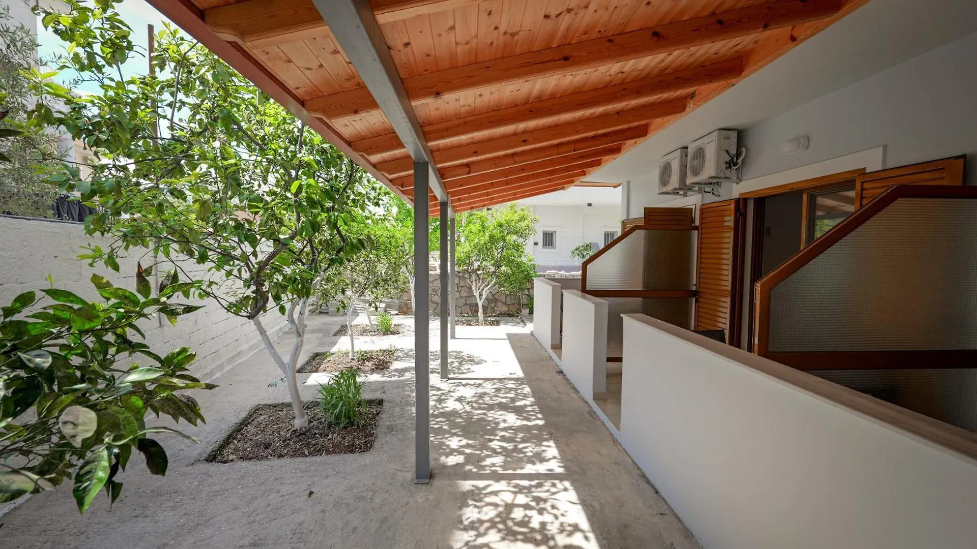 Apartment Guest House Moonlight Ksamil