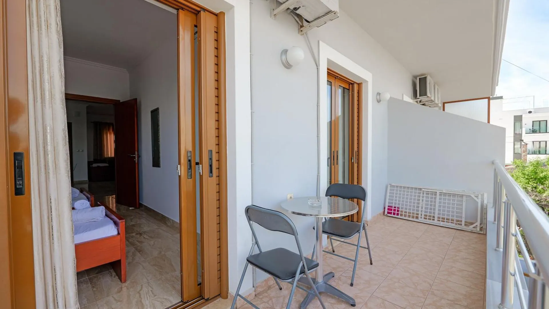 Guest House Moonlight Ksamil